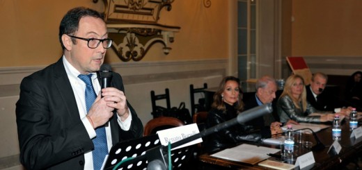 Antonio Vella, Presidente dell’Associazione culturale Tracciati Virtuali, che promuove il Premio Letterario Città di Castello”.