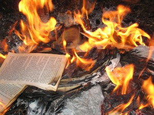 libri bruciati